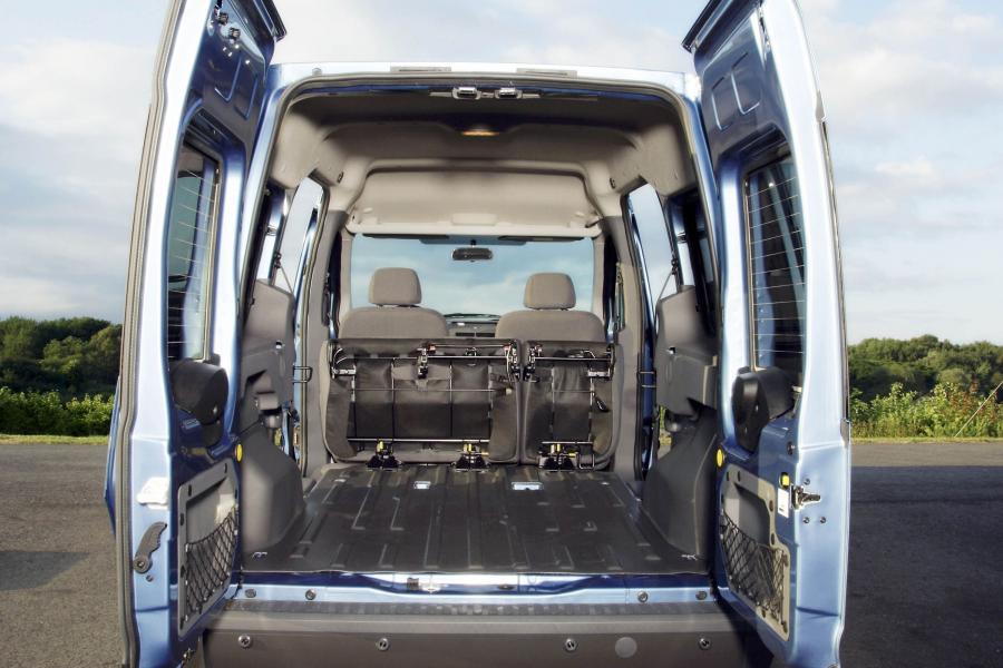  Ford Tourneo 2006 года  (фото 19 из 26)